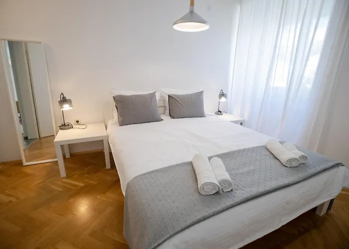 Balcony Free Parking City Center Apartment In Ohrid Near Lake